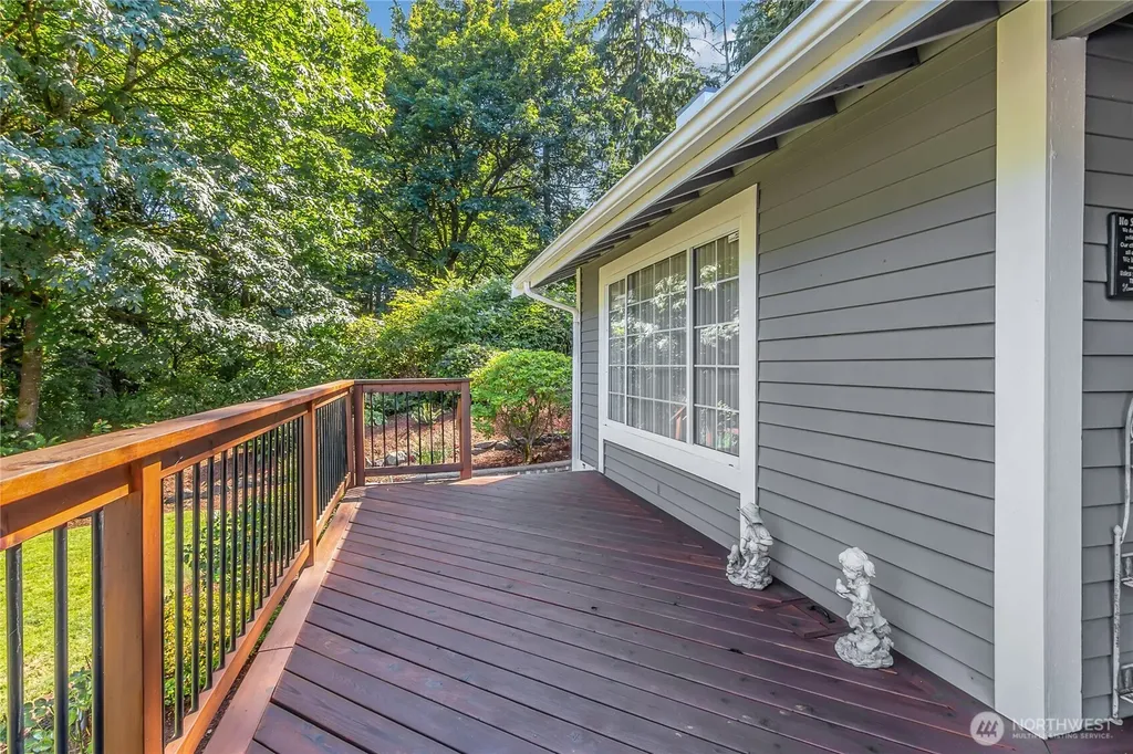 30925 22nd Avenue SW Federal Way WA 98023
