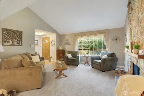 30925 22nd Avenue SW Federal Way WA 98023