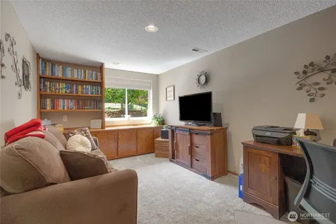30925 22nd Avenue SW Federal Way WA 98023