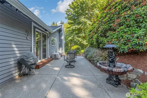 30925 22nd Avenue SW Federal Way WA 98023