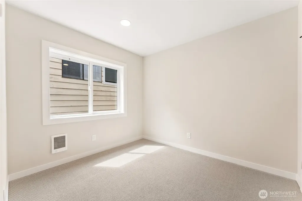 3449 California Avenue SW Seattle WA 98116