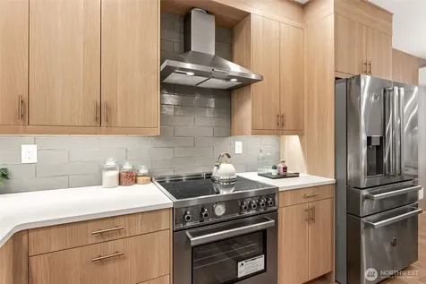 3449 California Avenue SW Seattle WA 98116