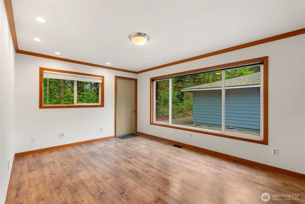 21642 148th Avenue SE Kent WA 98042
