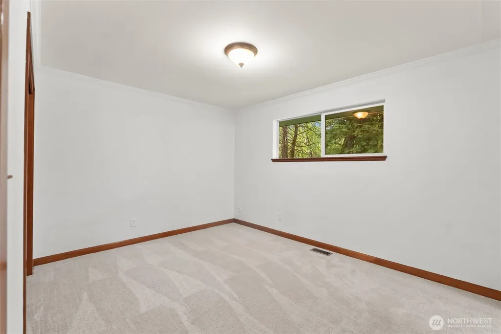 21642 148th Avenue SE Kent WA 98042
