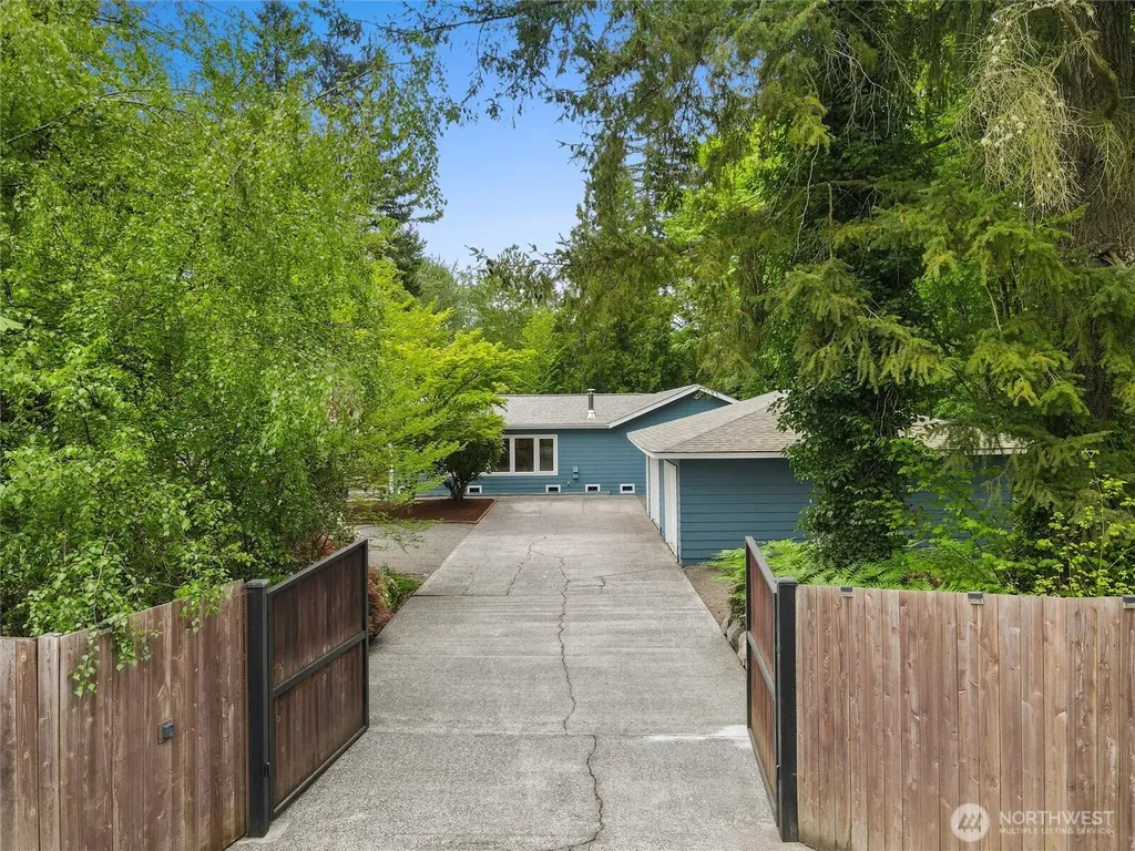 21642 148th Avenue SE Kent WA 98042