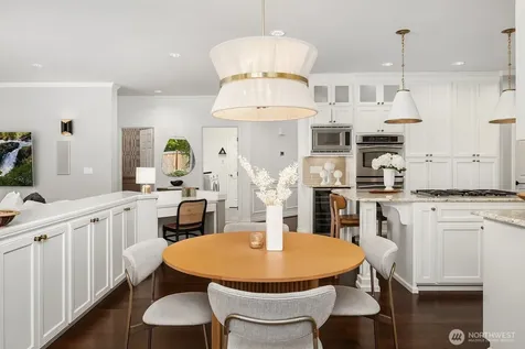 27212 SE 12th Place Sammamish WA 98075