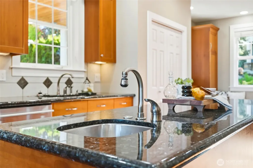 405 N Davies Road Lake Stevens WA 98258