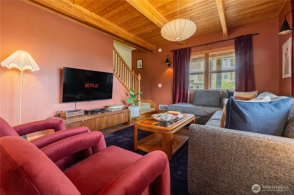 2633 Sunlight Beach Road Clinton WA 98236
