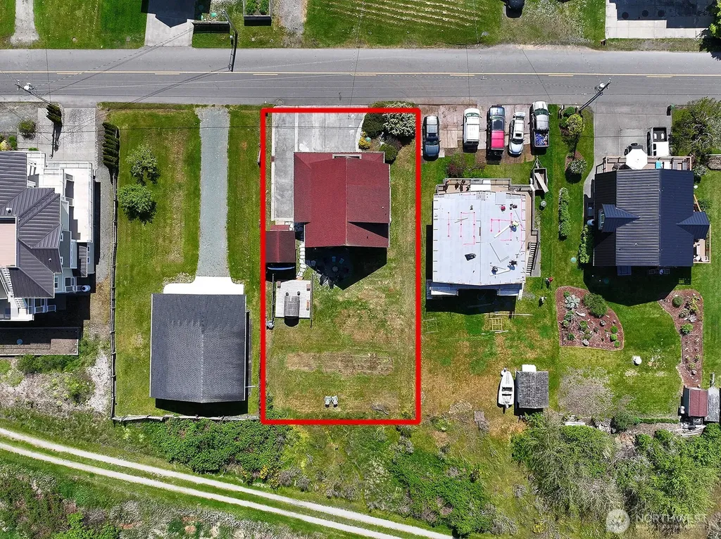 2633 Sunlight Beach Road Clinton WA 98236