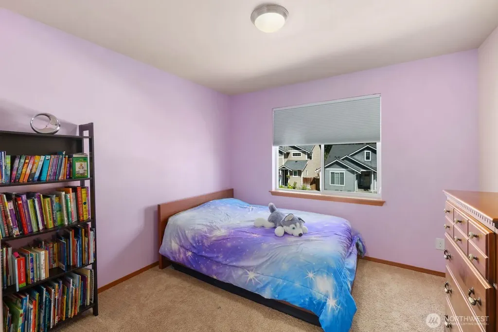 553 NE Nantucket Street Bremerton WA 98310