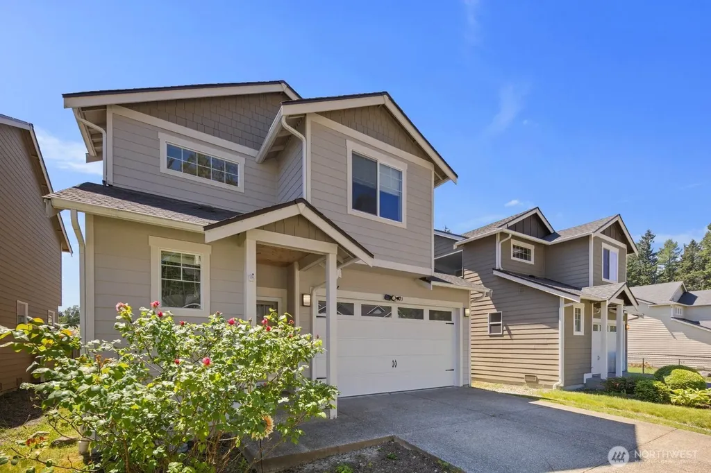 553 NE Nantucket Street Bremerton WA 98310