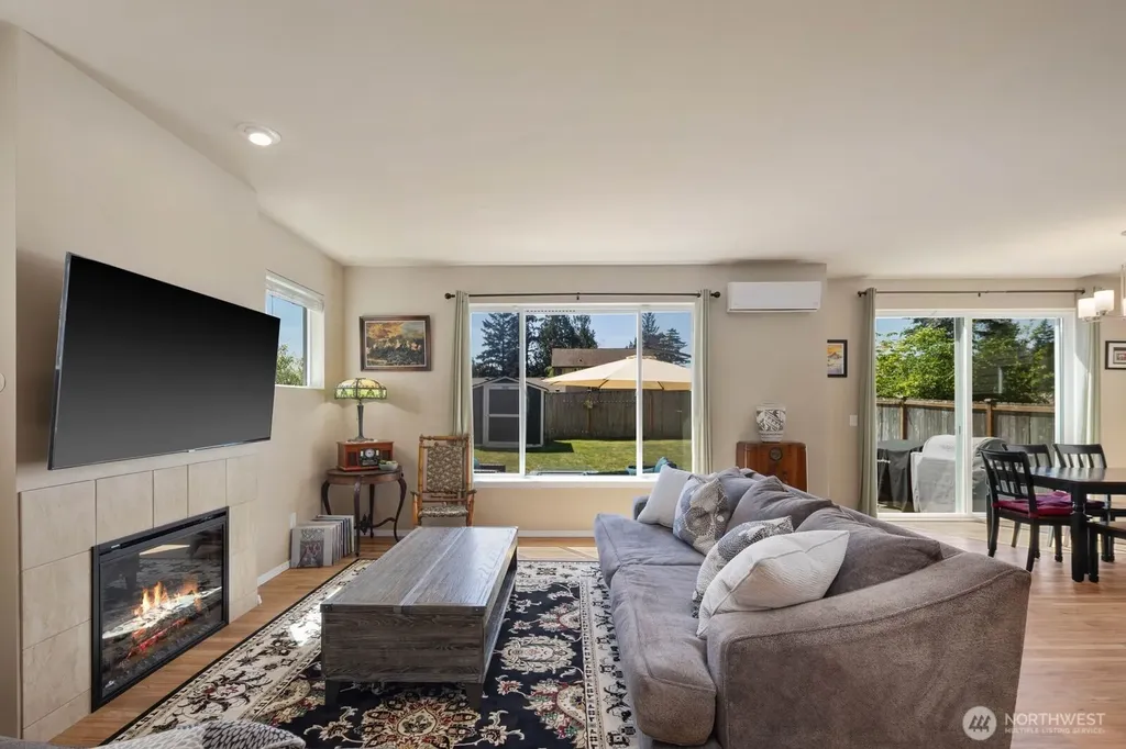 553 NE Nantucket Street Bremerton WA 98310