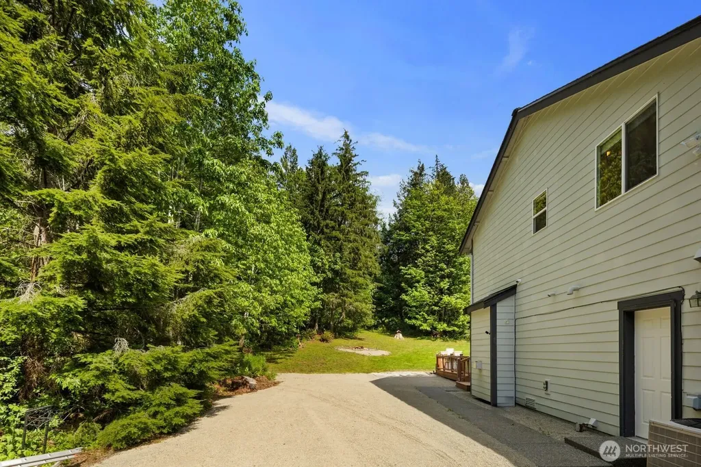 29328 318th Avenue SE Ravensdale WA 98051