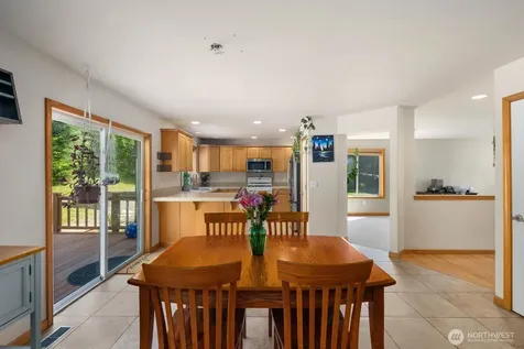 29328 318th Avenue SE Ravensdale WA 98051