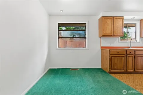 1013 NE 126th Street Seattle WA 98125