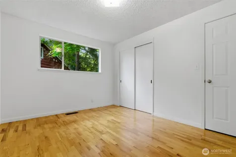 1013 NE 126th Street Seattle WA 98125