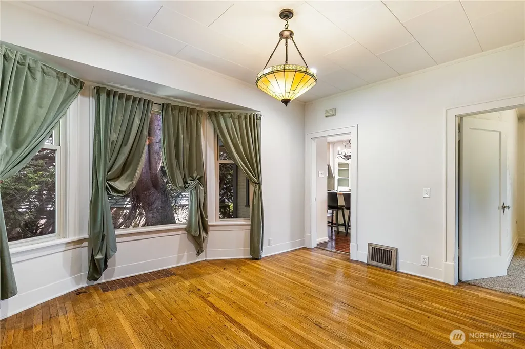 1205 Front Street Lynden WA 98264