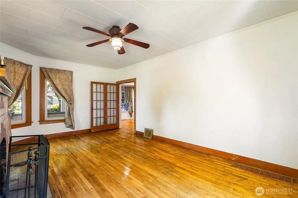 1205 Front Street Lynden WA 98264