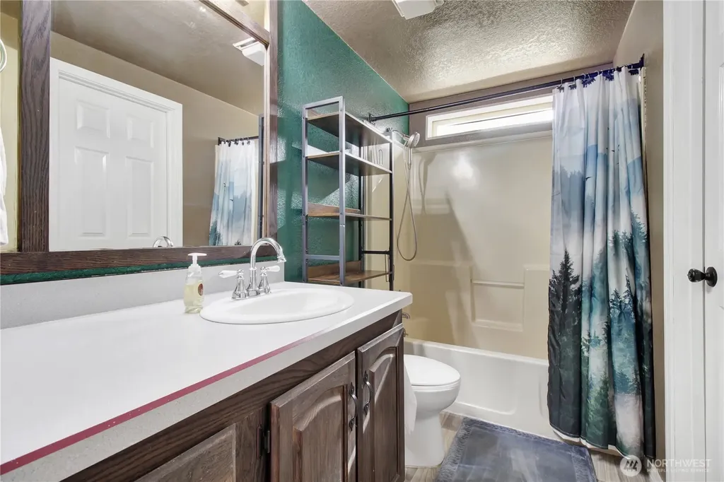 31113 W Whitehorse Drive Arlington WA 98223