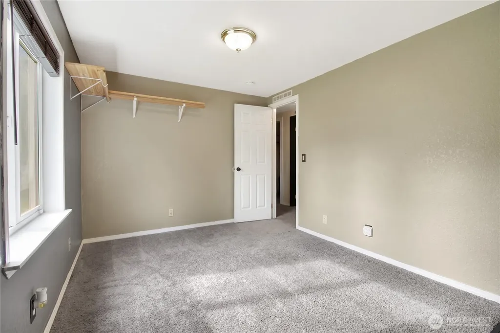 31113 W Whitehorse Drive Arlington WA 98223