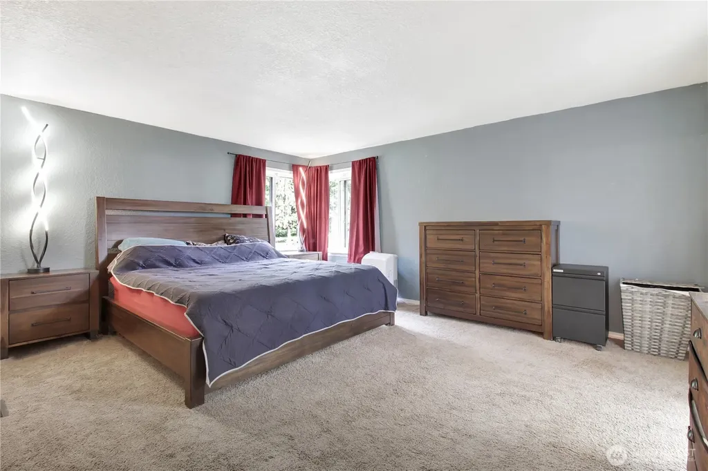 31113 W Whitehorse Drive Arlington WA 98223