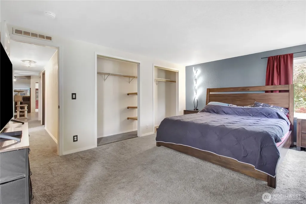 31113 W Whitehorse Drive Arlington WA 98223