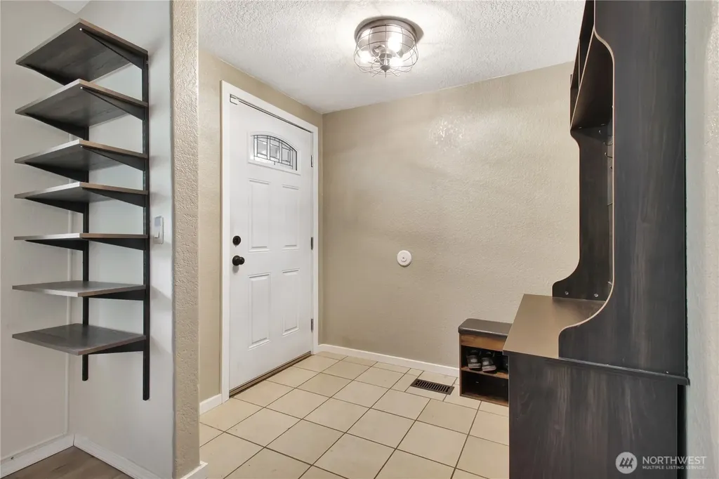 31113 W Whitehorse Drive Arlington WA 98223