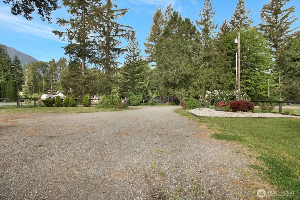 31113 W Whitehorse Drive Arlington WA 98223