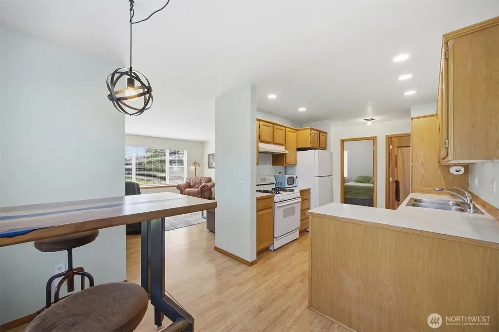 1225 Ash Street Lynden WA 98264
