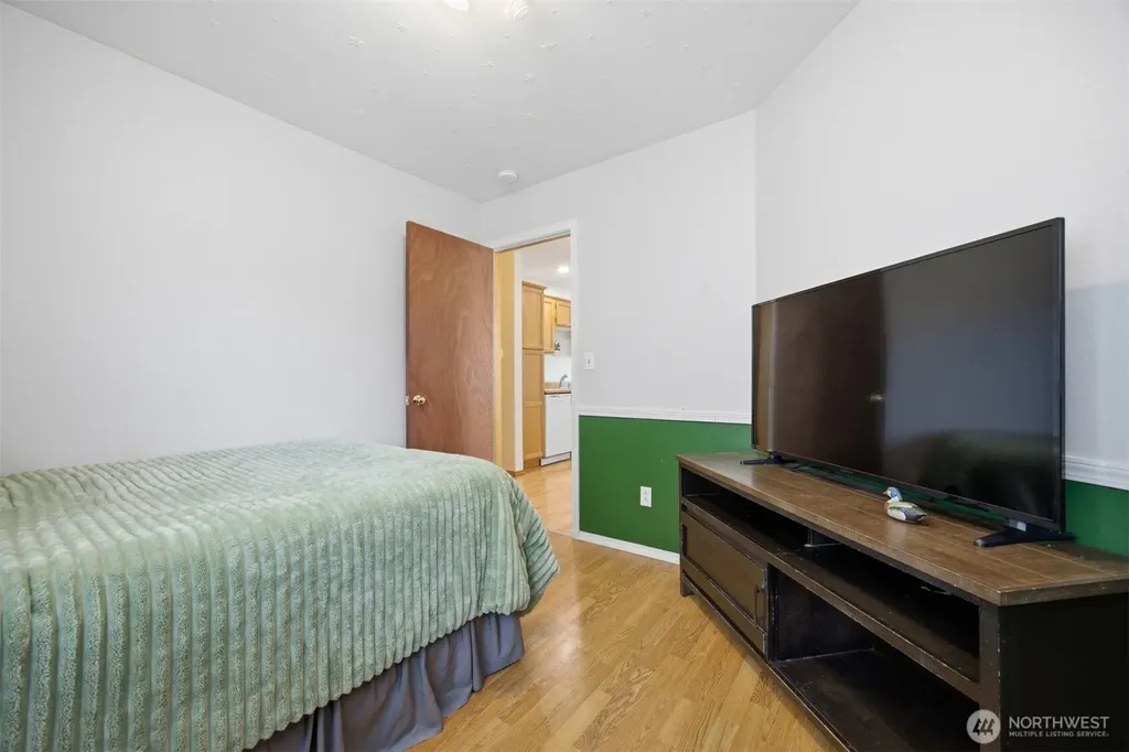 1225 Ash Street Lynden WA 98264