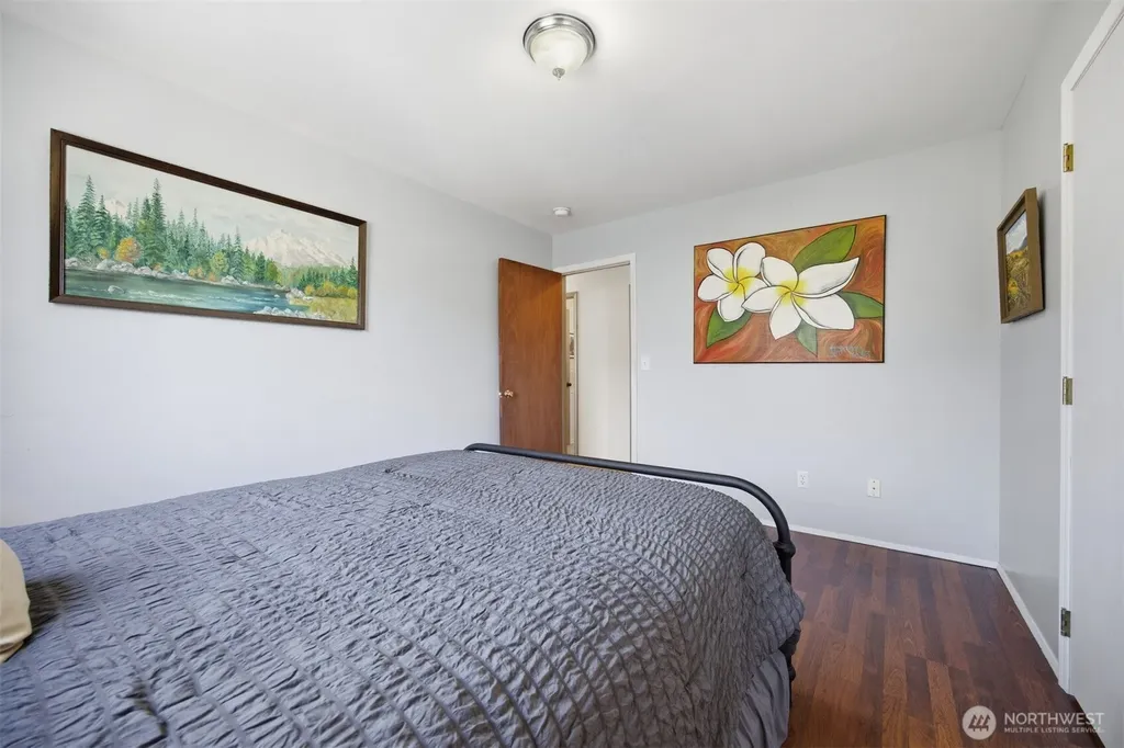 1225 Ash Street Lynden WA 98264