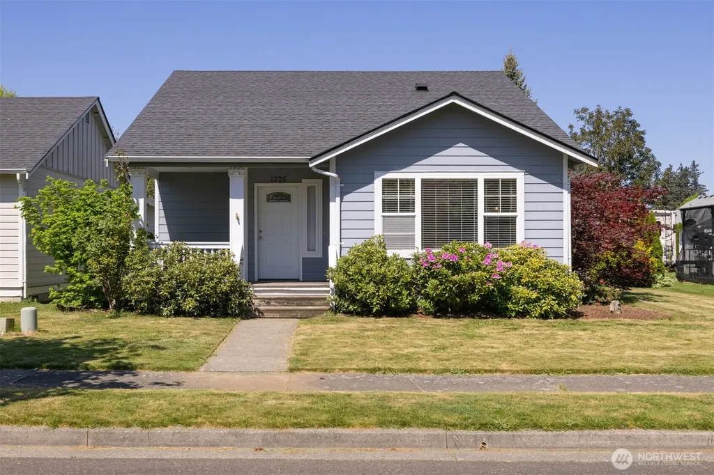 1225 Ash Street Lynden WA 98264