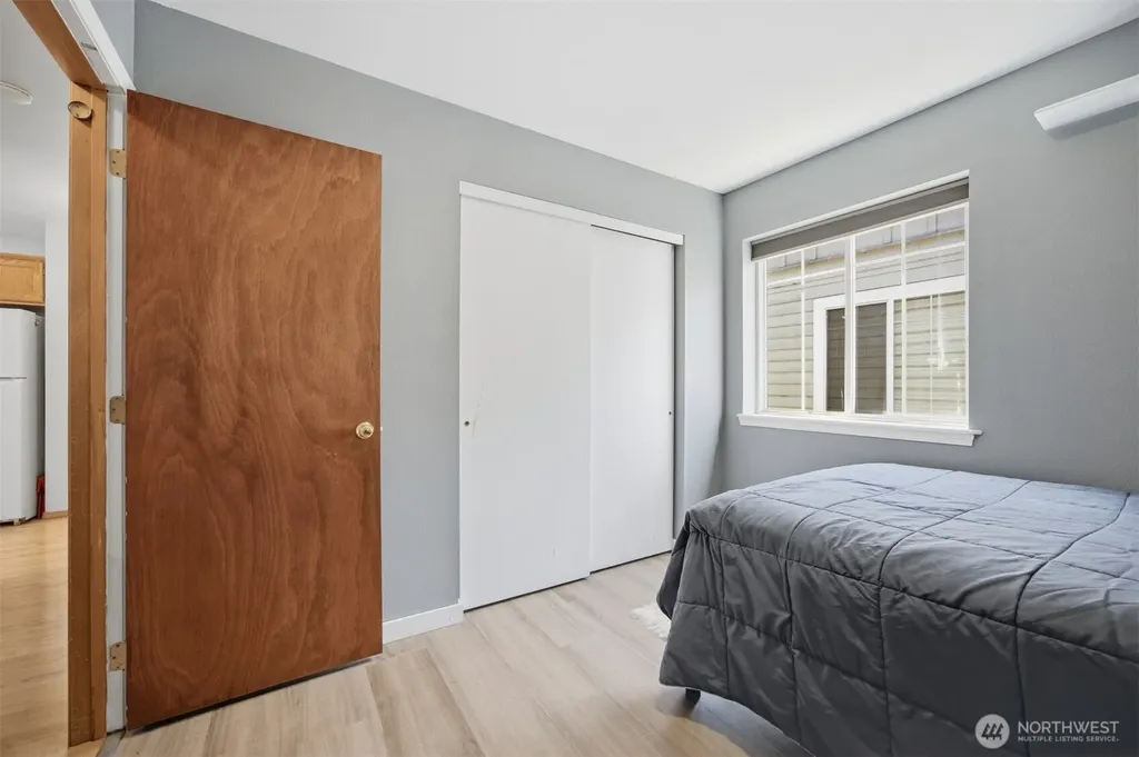 1225 Ash Street Lynden WA 98264