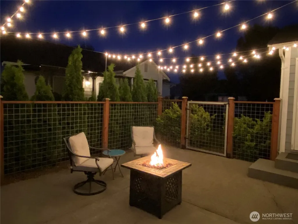 1225 Ash Street Lynden WA 98264