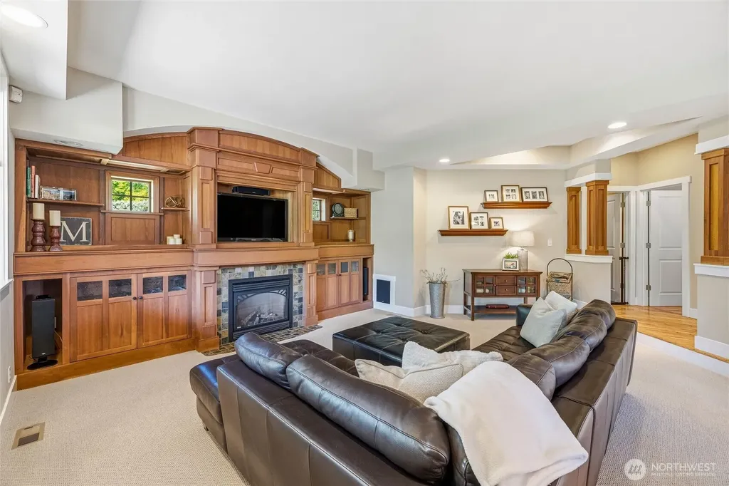 4501 Dove Court Bellingham WA 98229