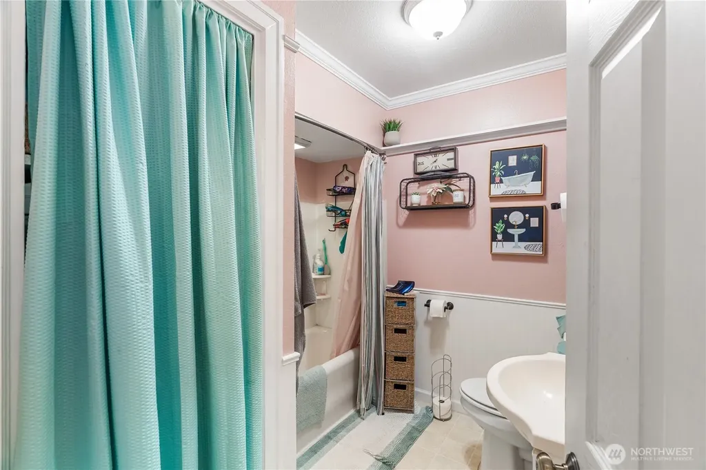 110 Ontario Street Hoquiam WA 98550