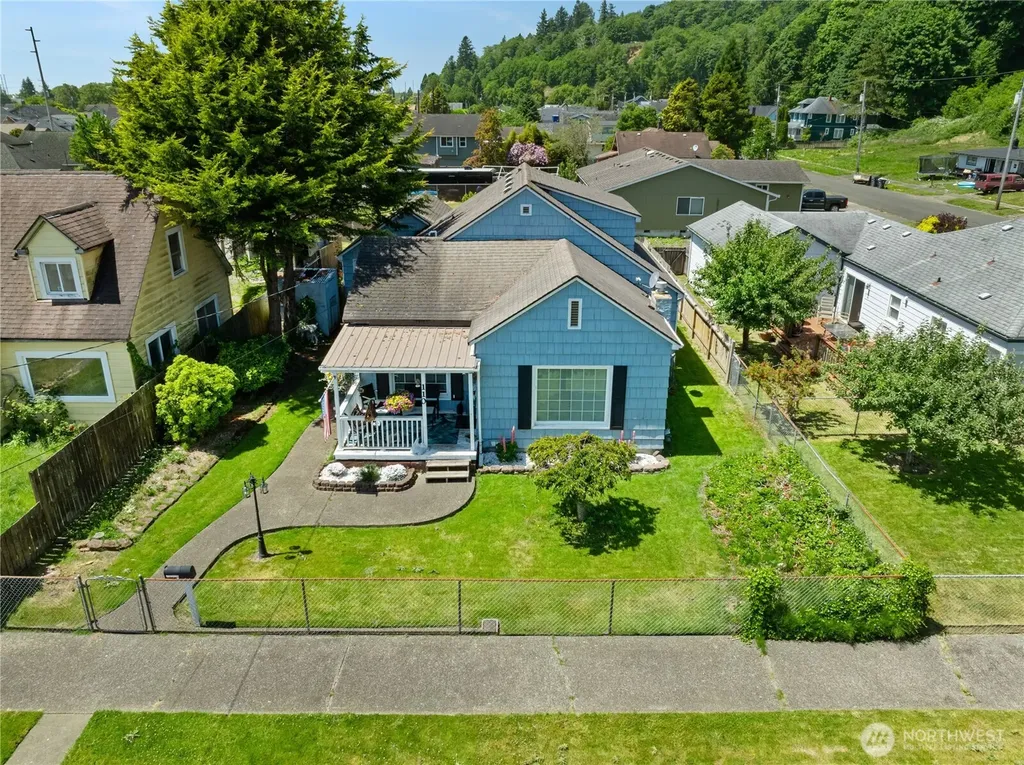 110 Ontario Street Hoquiam WA 98550