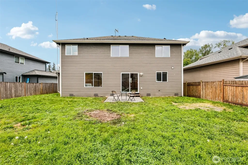 2333 122nd Place SE Everett WA 98302