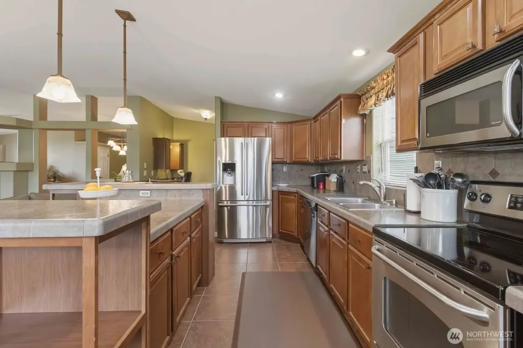 147 Marsyla Heights Drive Winlock WA 98596