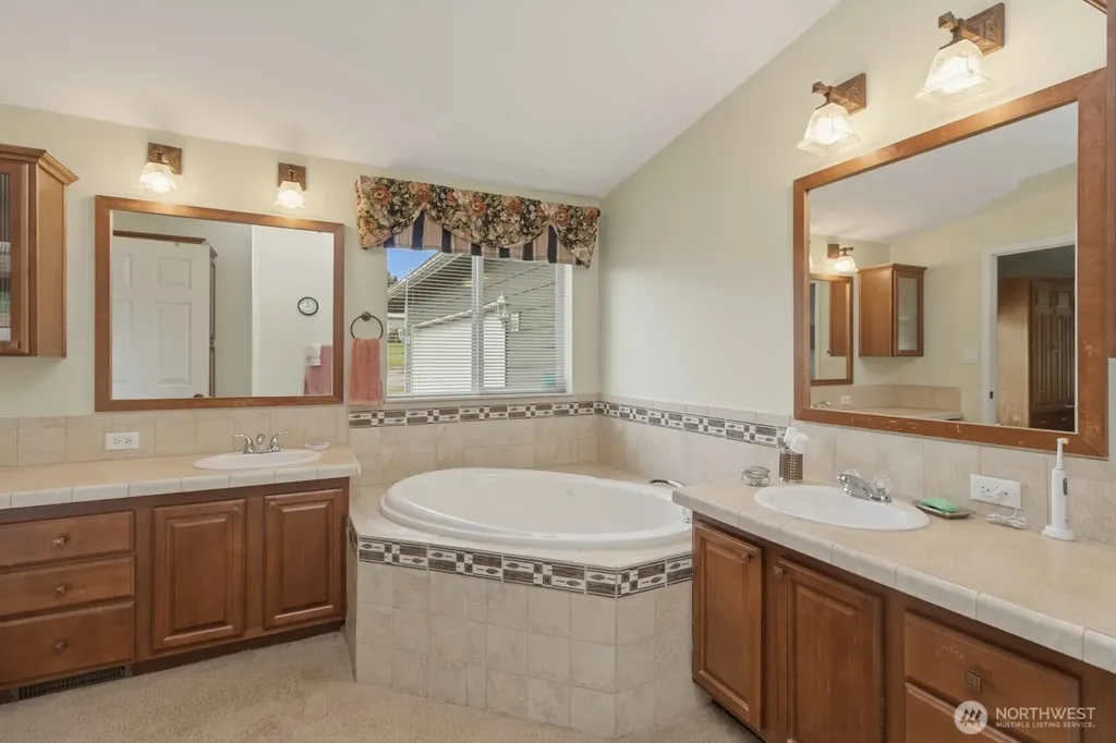147 Marsyla Heights Drive Winlock WA 98596