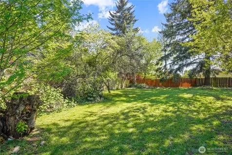 1417 SW Donovan Street Seattle WA 98106