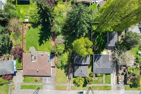 1417 SW Donovan Street Seattle WA 98106