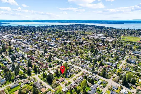 1417 SW Donovan Street Seattle WA 98106