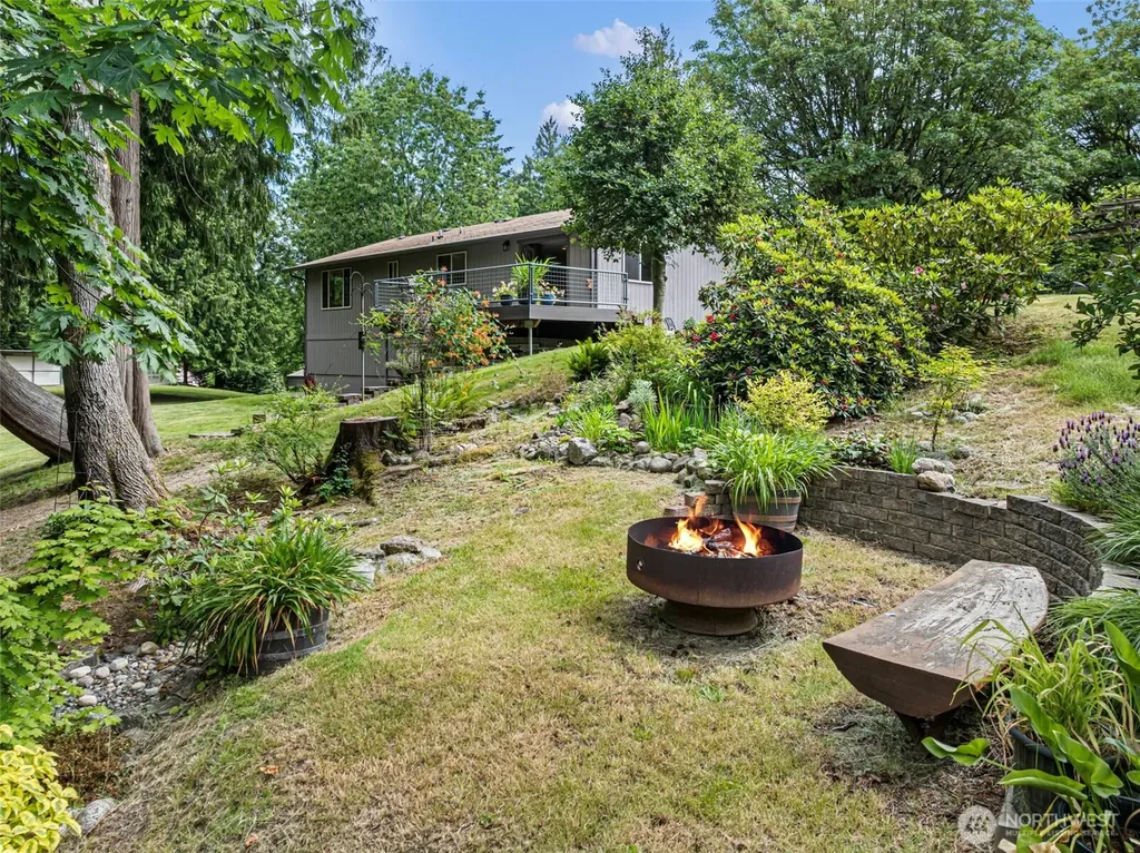 19545 Park Boulevard NE Suquamish WA 98392