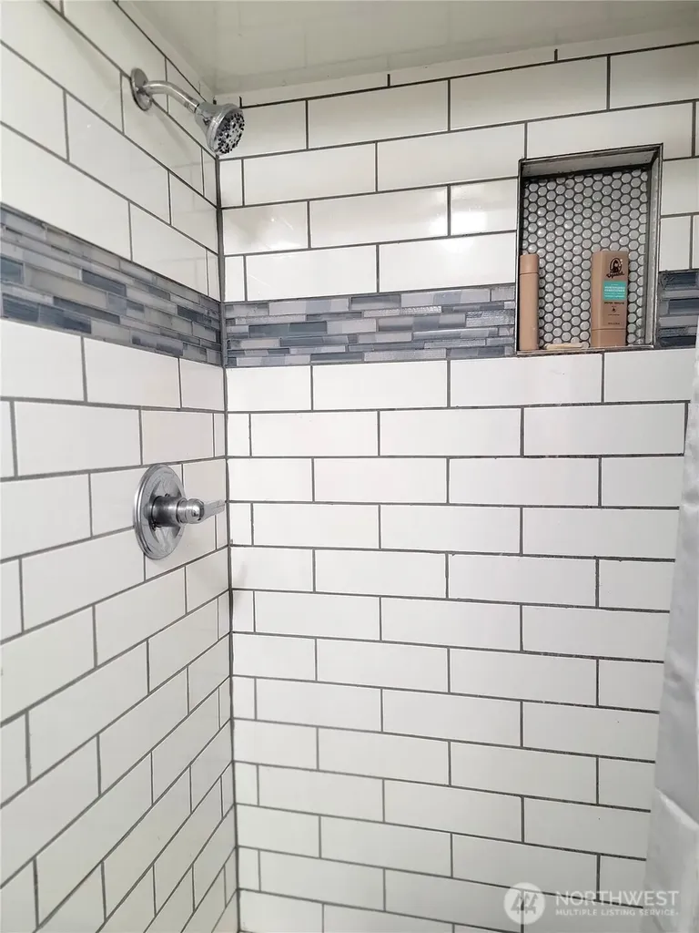 13301 North Place Long Beach WA 98631