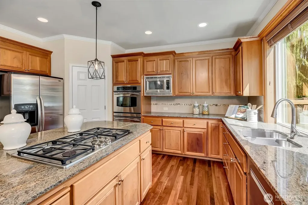 23419 SE 51st Place Issaquah WA 98029