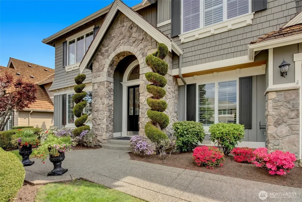 23419 SE 51st Place Issaquah WA 98029