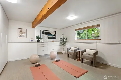 5712 141st Place SE Bellevue WA 98006