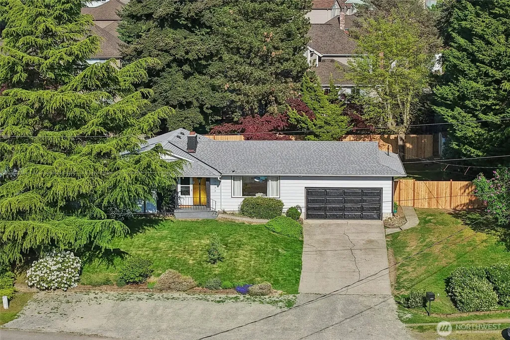 21032 102nd Avenue SE Kent WA 98031