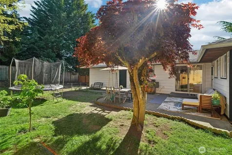 21032 102nd Avenue SE Kent WA 98031
